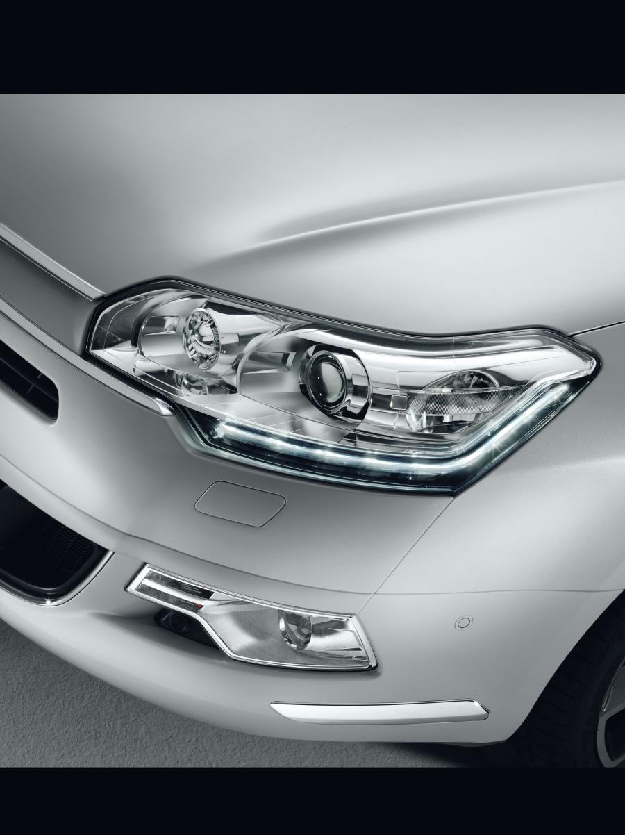  Citroen C5 2010 года  (фото 24 из 35)
